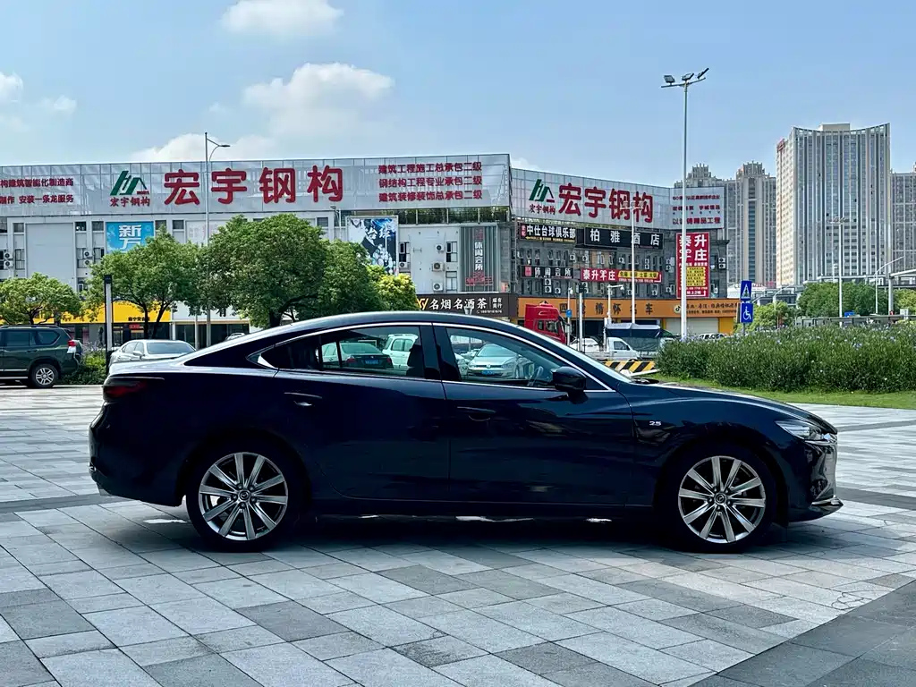 MAZDA ATENZA 2021