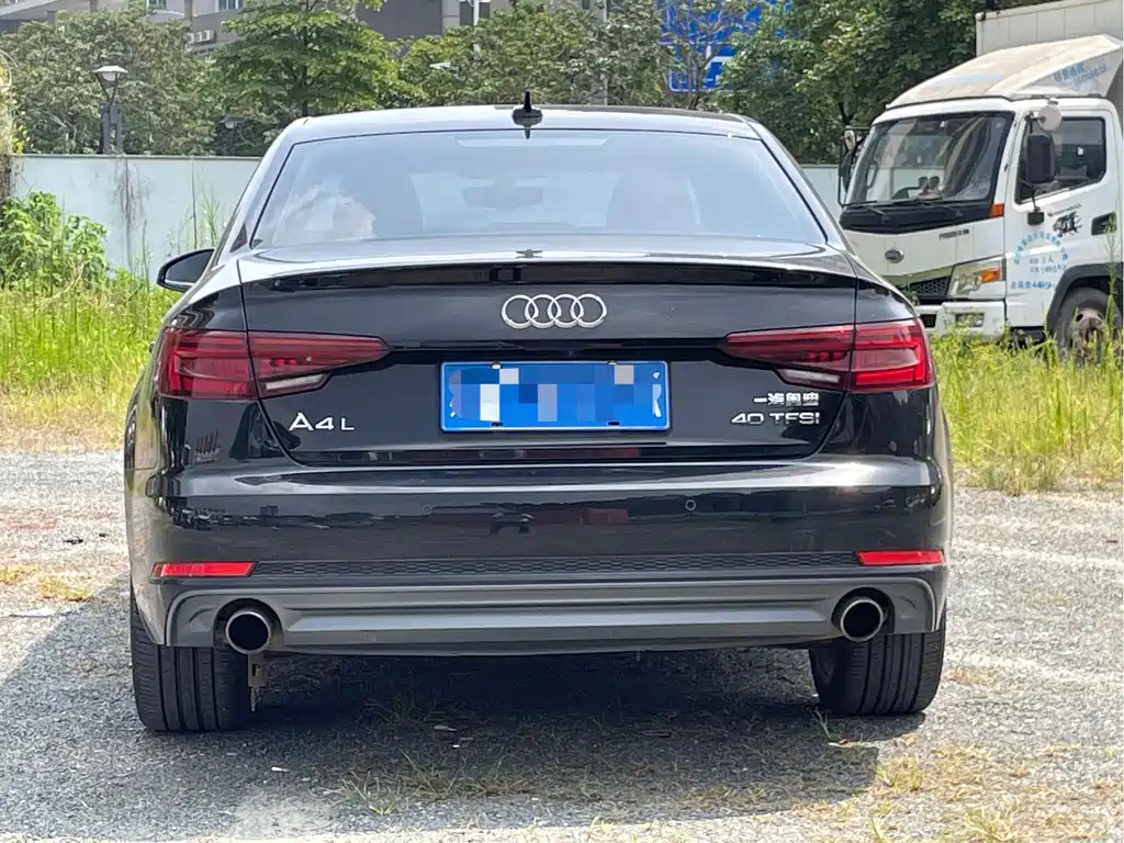 AUDI A4L 2019