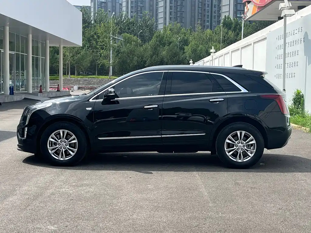 CADILLAC XT5 2022