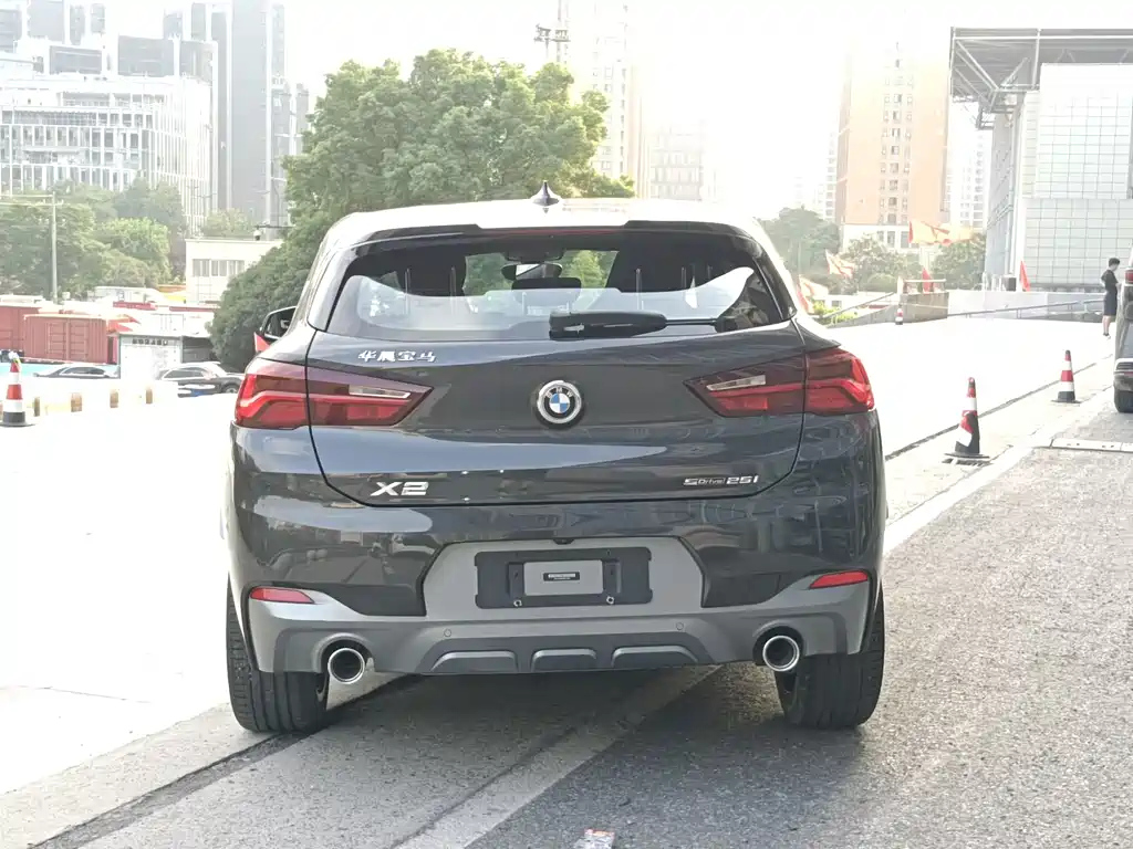 BMW X2 2021