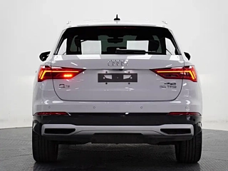 AUDI Q3  2021 YEAR 35 TFSI  EDITION 2021