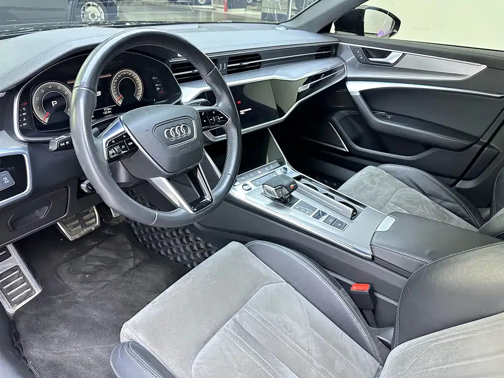 AUDI A6L 2022