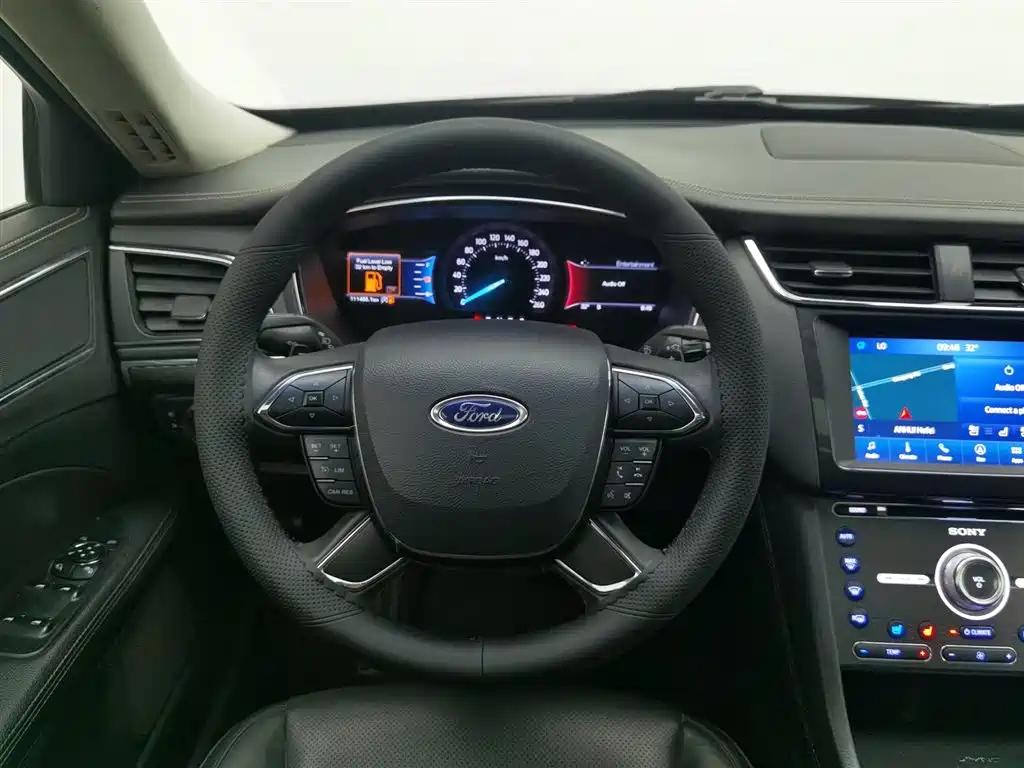 FORD TAURUS 2017