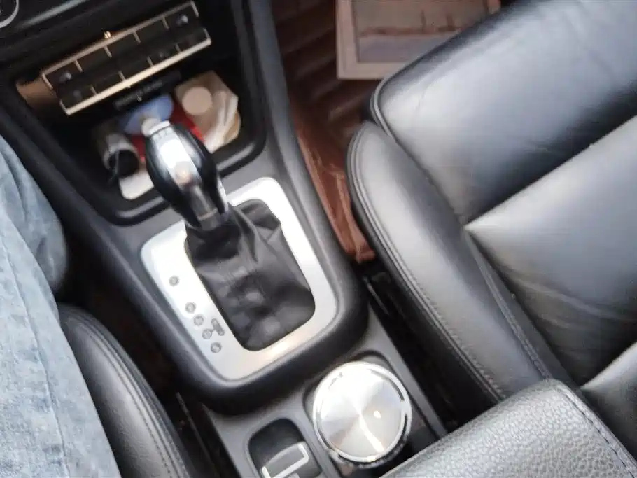 VOLKSWAGEN SHARAN 2015
