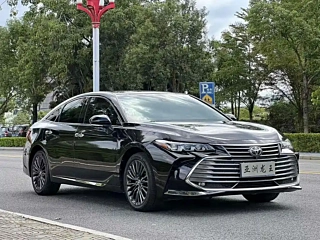 TOYOTA AVALON 2019