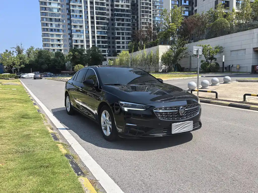 BUICK REGAL 2019