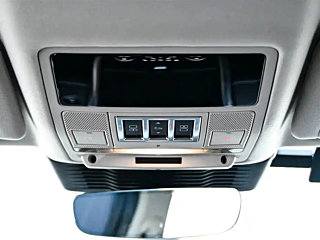 LAND ROVER DISCOVERY  2024 YEAR 360PS DYNAMIC SE 2024