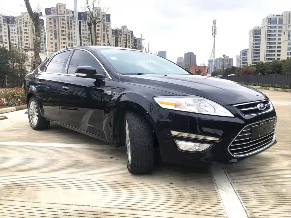 FORD MONDEO - WINNER 2010