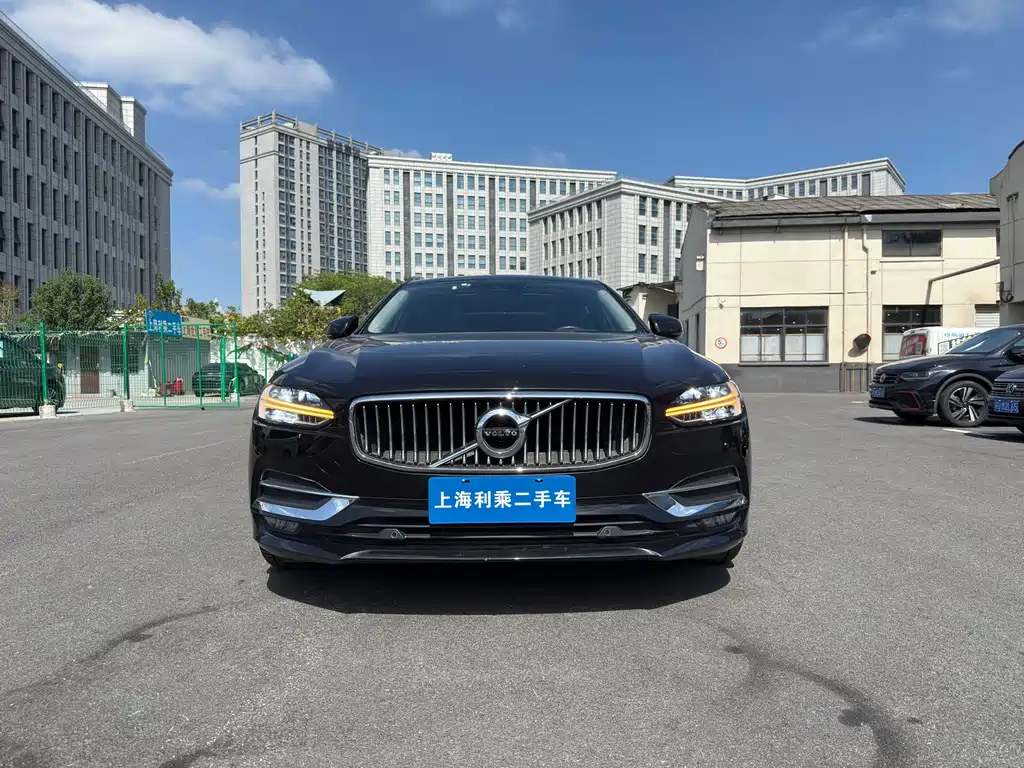 VOLVO S90 2020