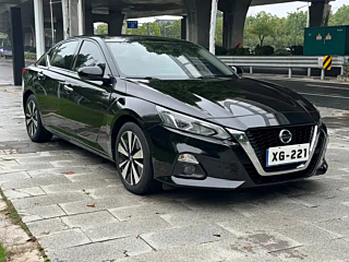 NISSAN TEANA 2020