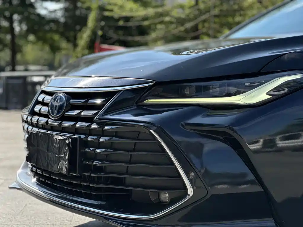 TOYOTA AVALON 2022