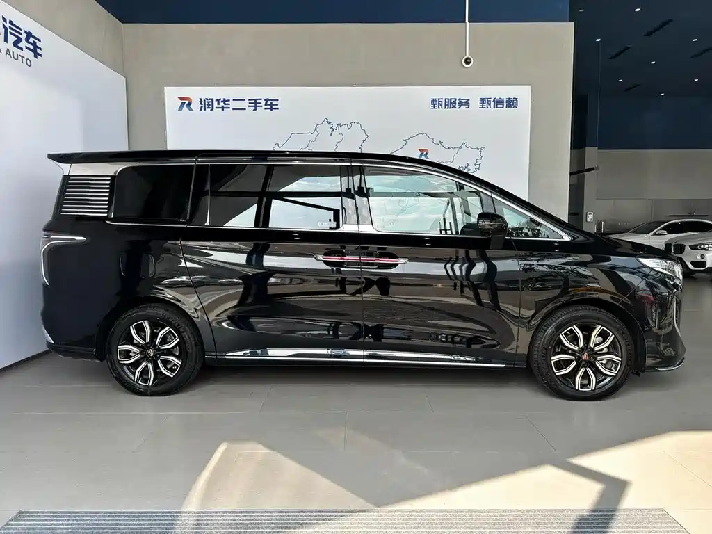 HONGQI HQ9 2023