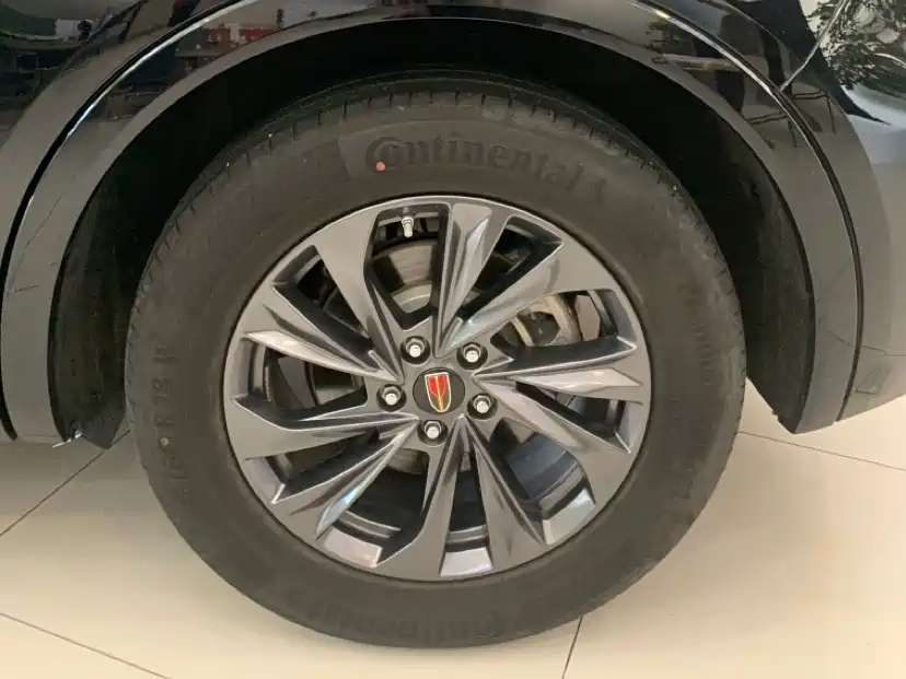 HONGQI HS5 2023