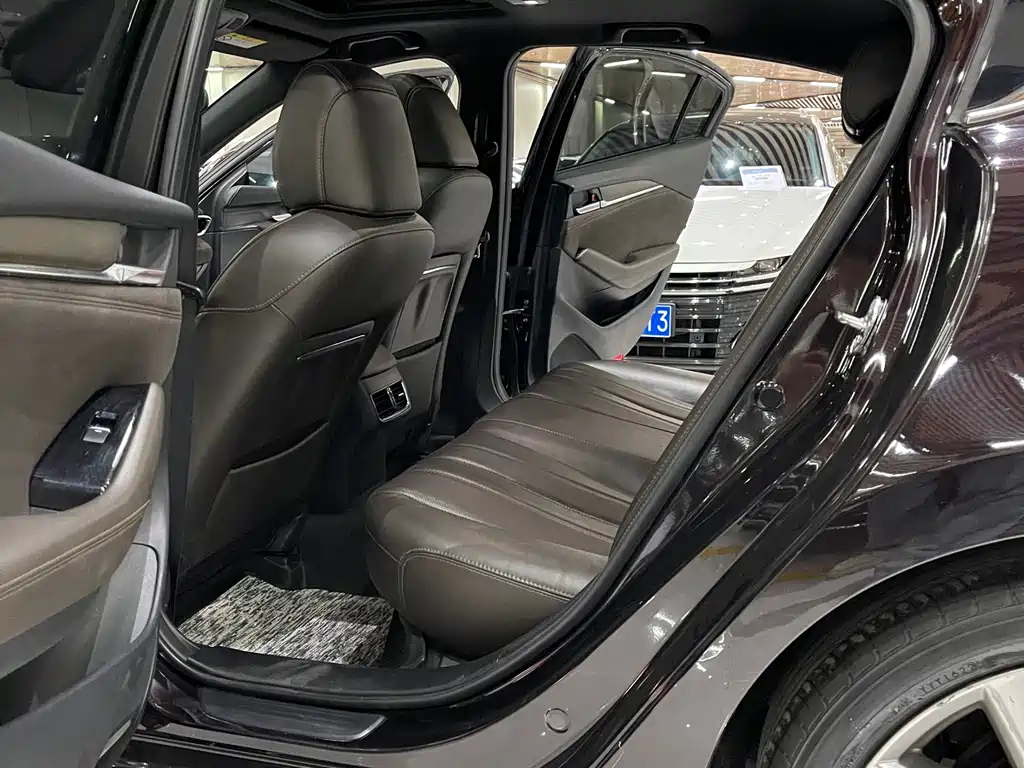 MAZDA ATENZA 2020