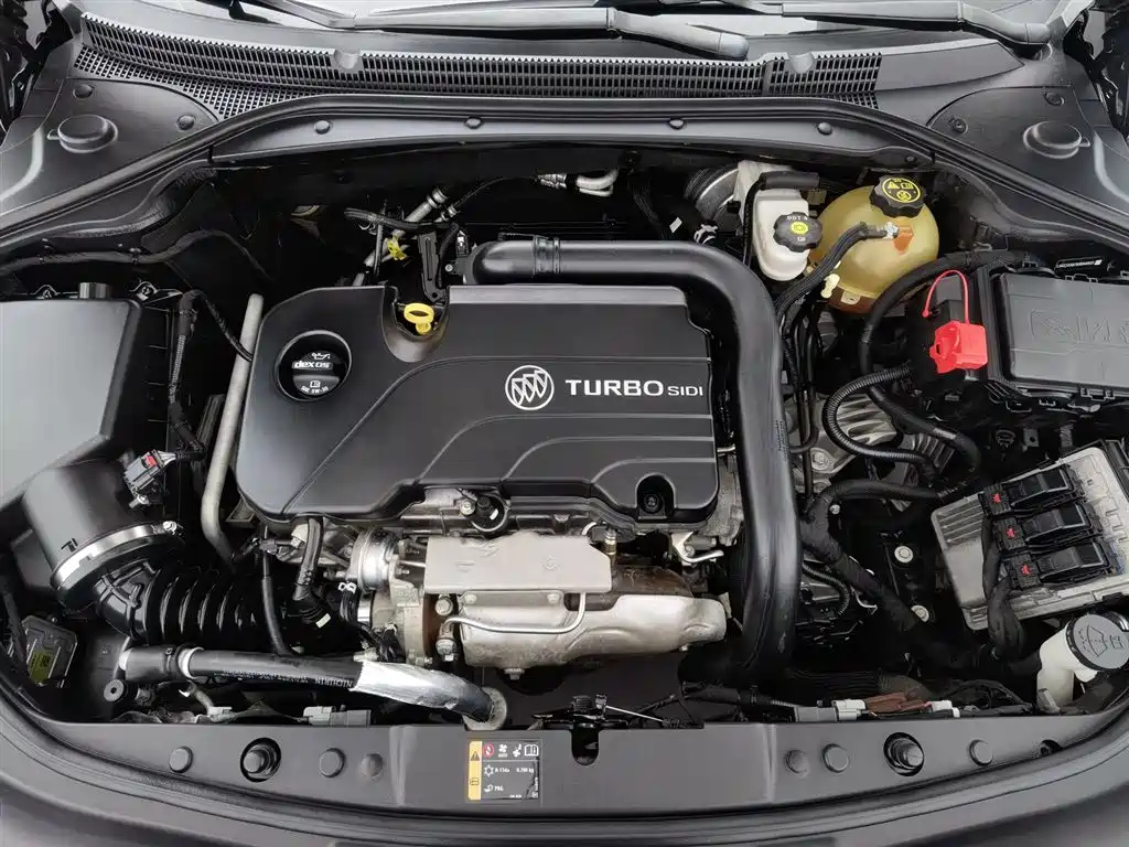 BUICK LACROSSE 2018