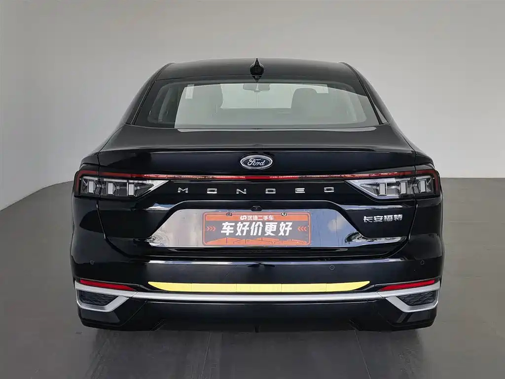 FORD MONDEO 2024