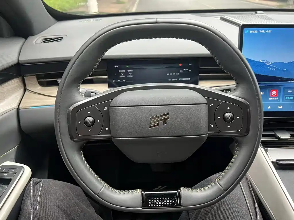 JETOUR SHANHAI L6 2024