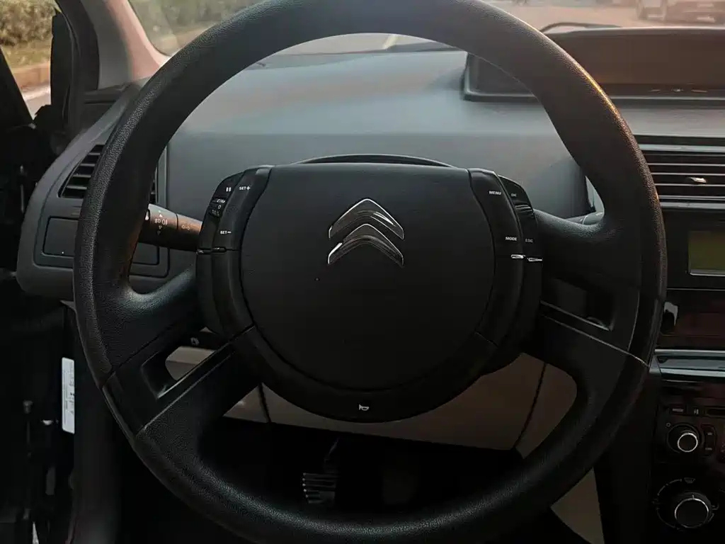 CITROEN C-QUATRE 2014