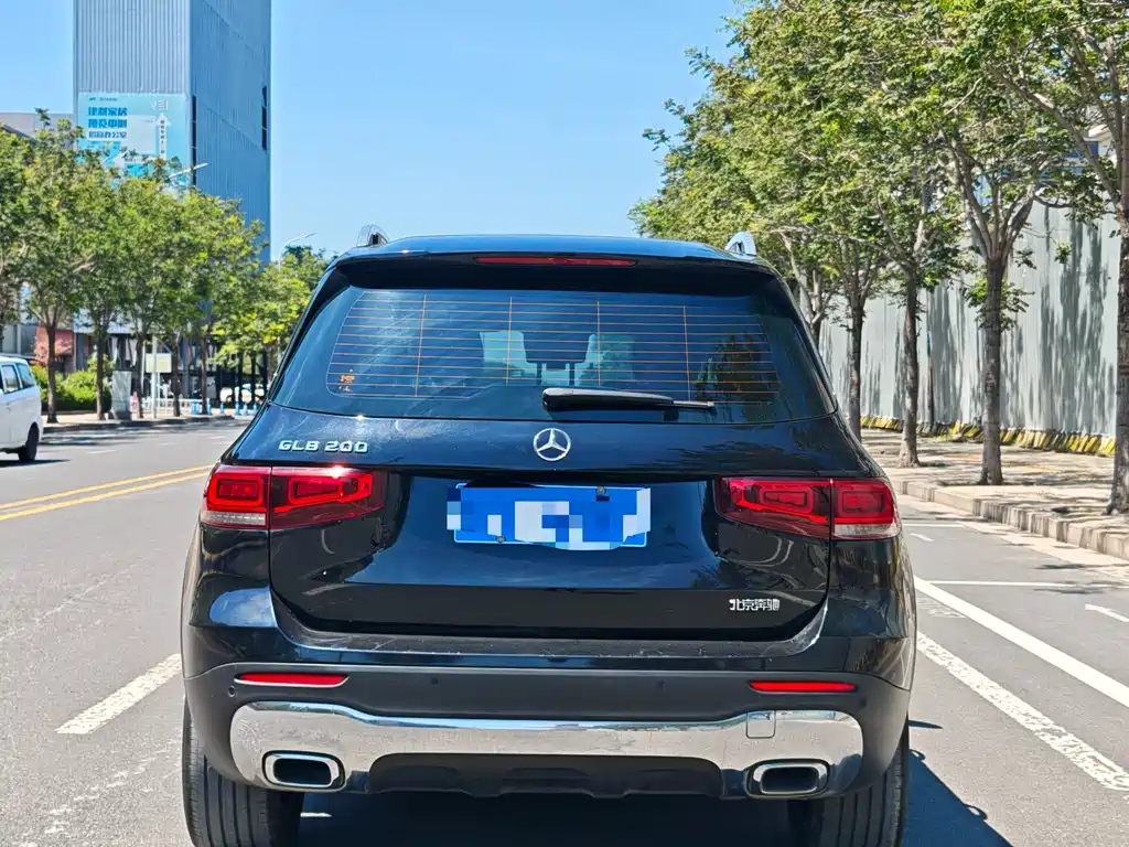 MERCEDES BENZ GLB 2021