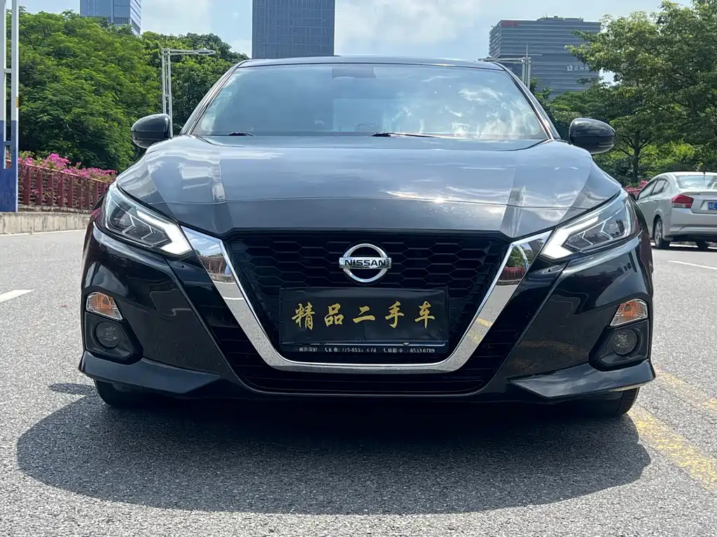 NISSAN TEANA 2022