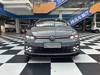 VOLKSWAGEN GOLF  2021