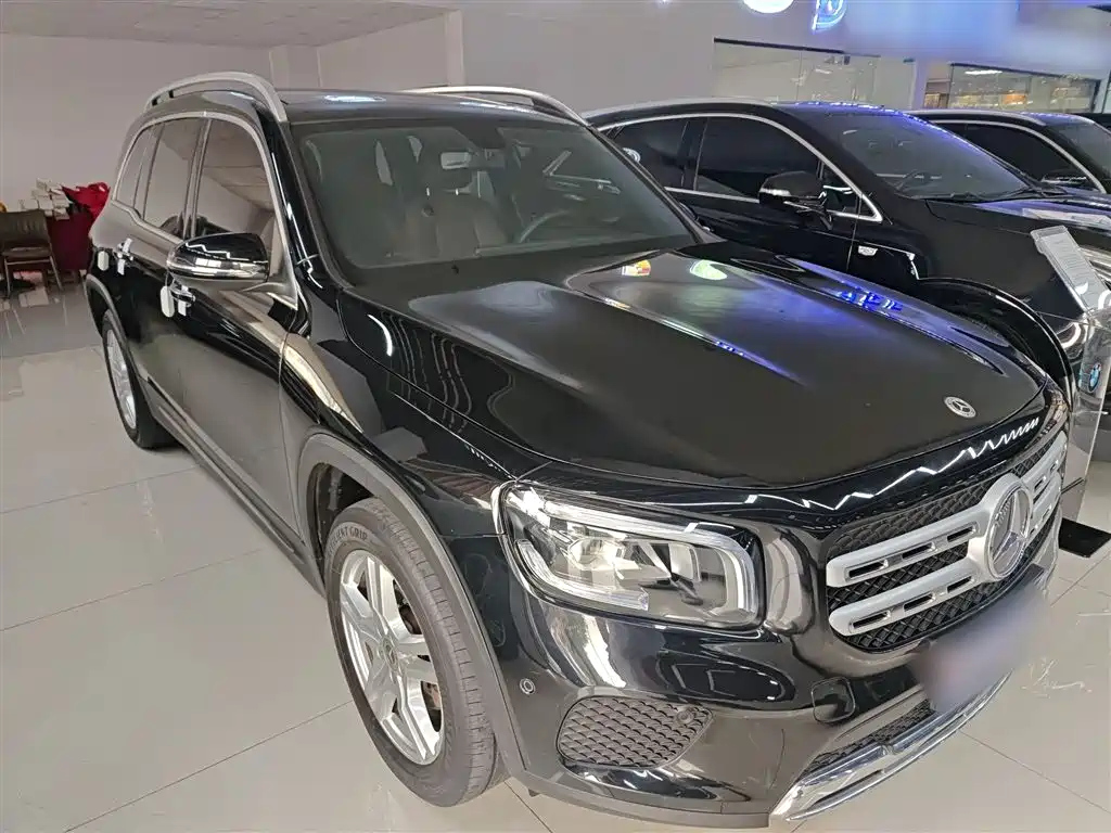 MERCEDES BENZ GLB 2021