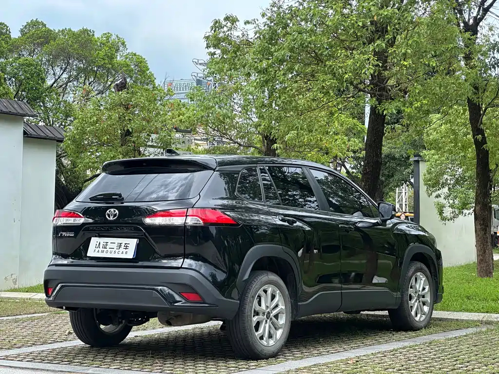 TOYOTA FRONTLANDER 2023