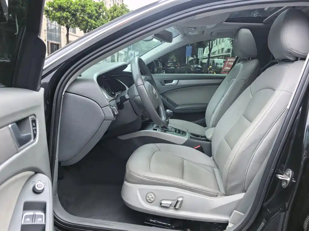 AUDI A4L 2015
