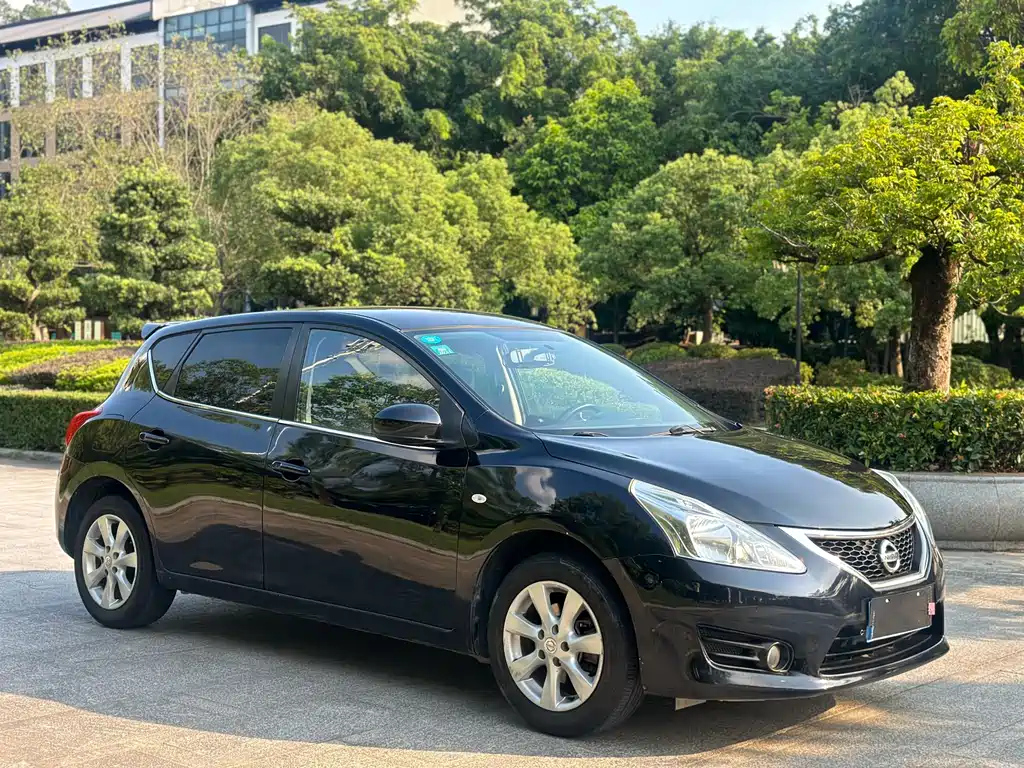 NISSAN TIIDA TIIDA 2011