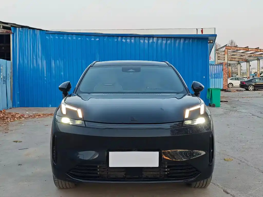 LYNK&CO 08 NEW ENERGY 2024