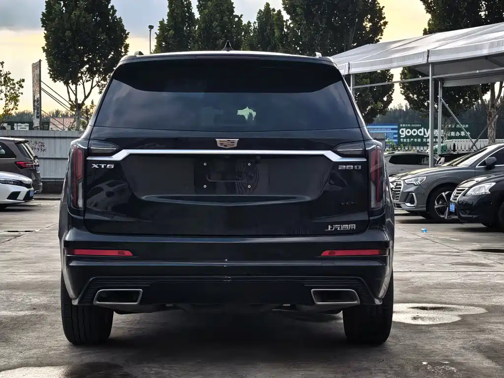 CADILLAC XT6 2021