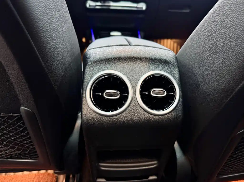 MERCEDES BENZ GLB 2020