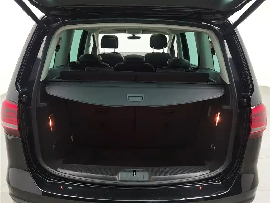 VOLKSWAGEN SHARAN 2018