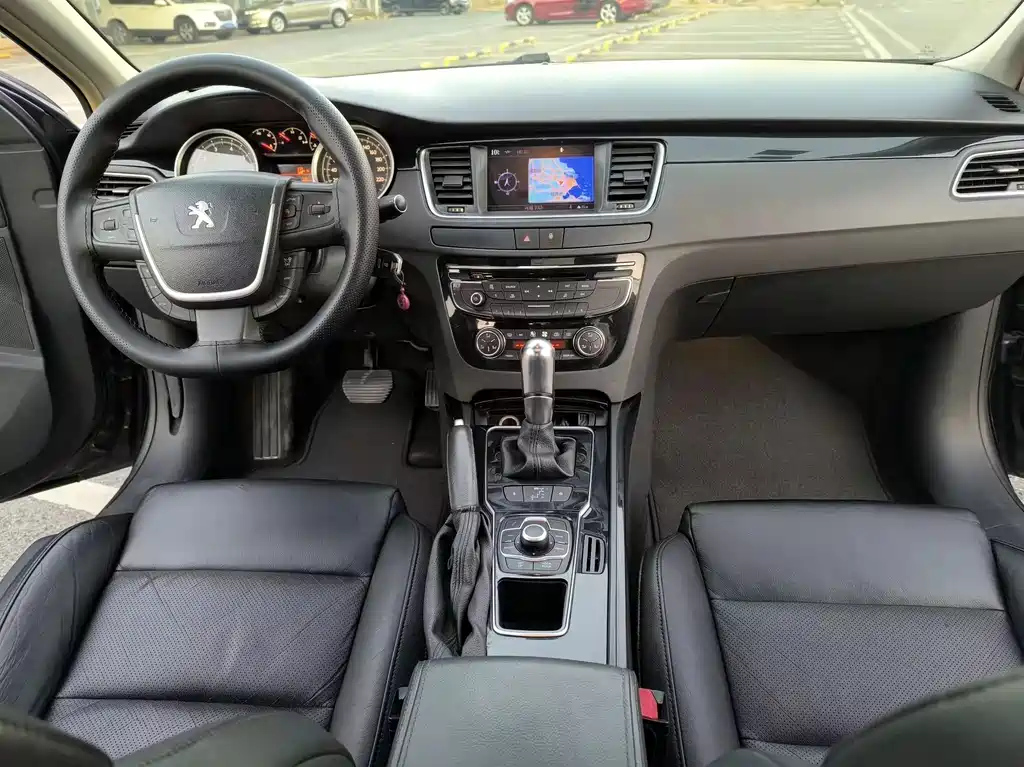 PEUGEOT 508 2012