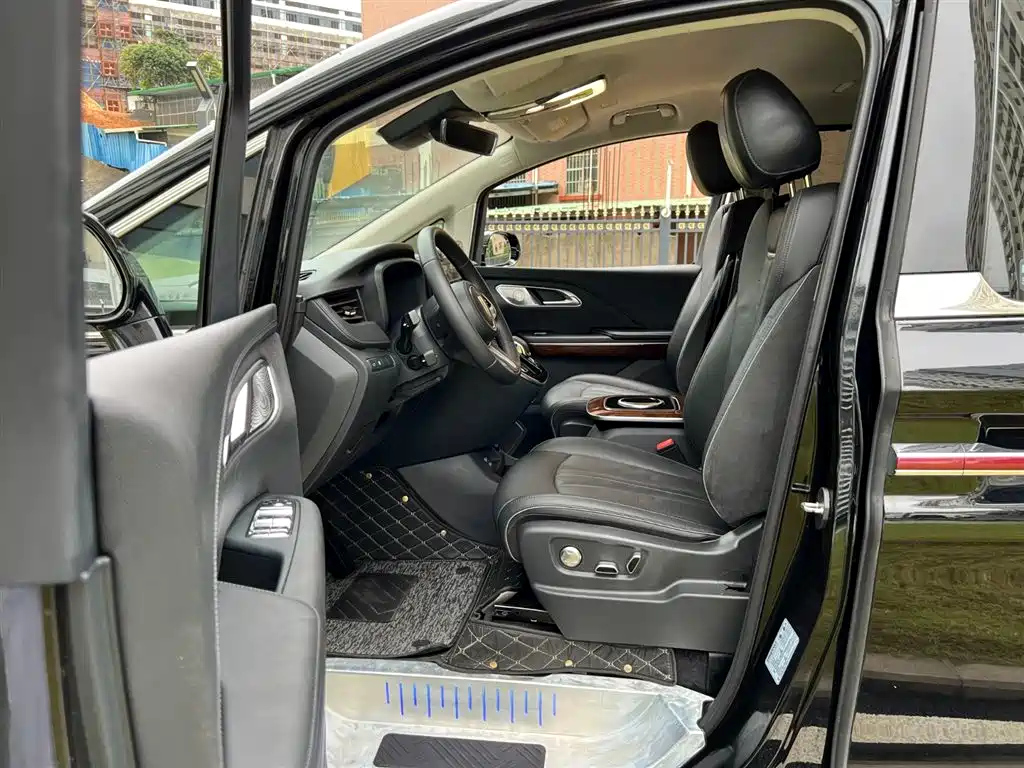 HONGQI HQ9 2023