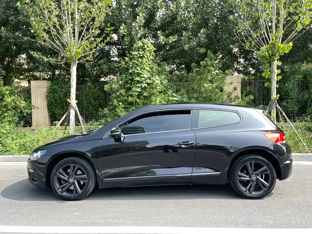 VOLKSWAGEN SCIROCCO 2010