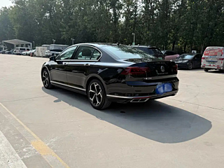 VOLKSWAGEN MAGOTAN 2023