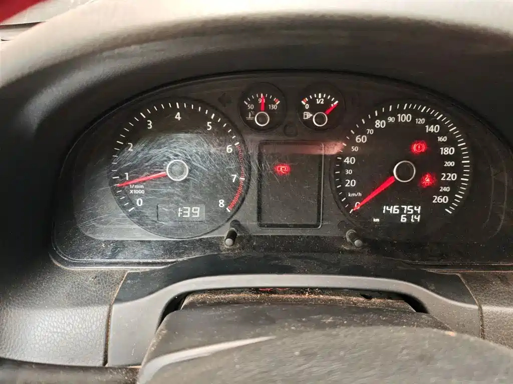 VOLKSWAGEN PASSAT LINGYU 2011