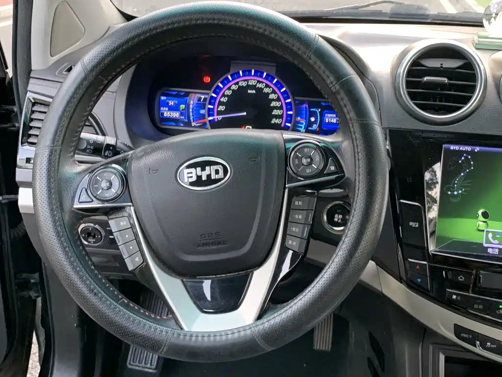 BYD S7 2016