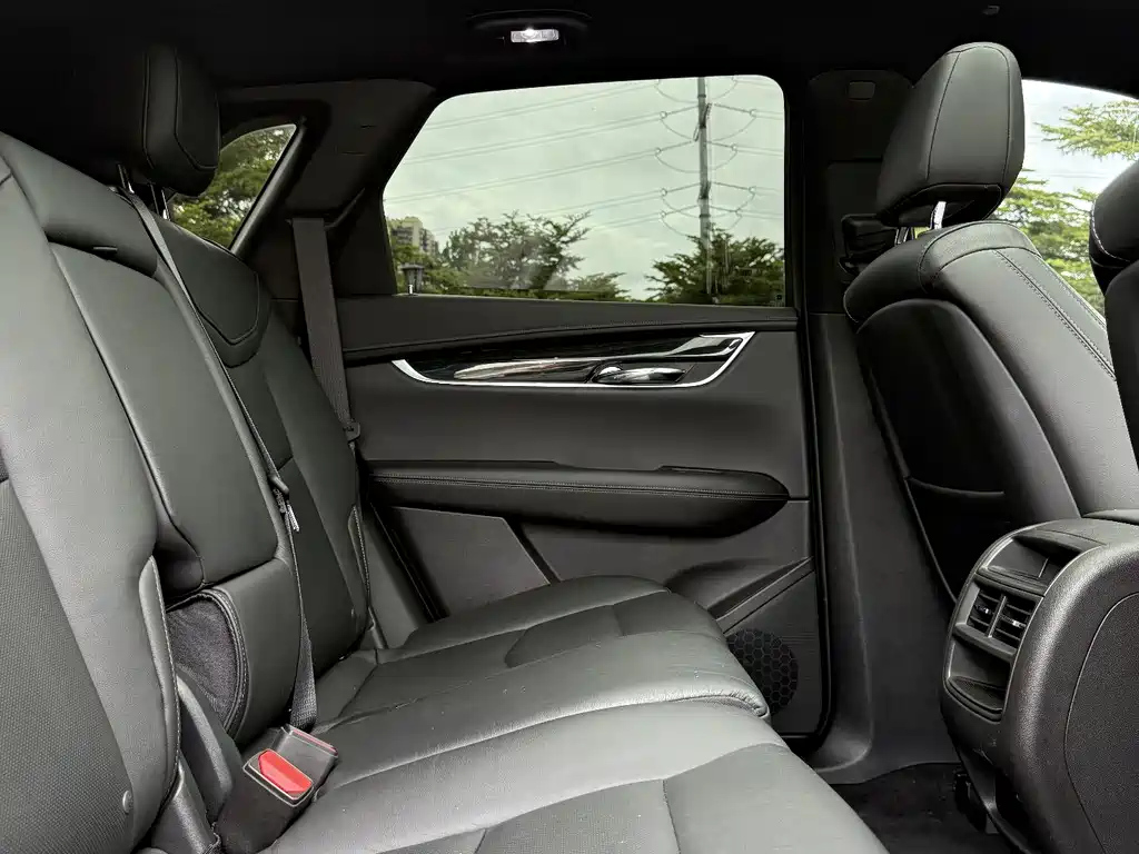 CADILLAC XT5 2020