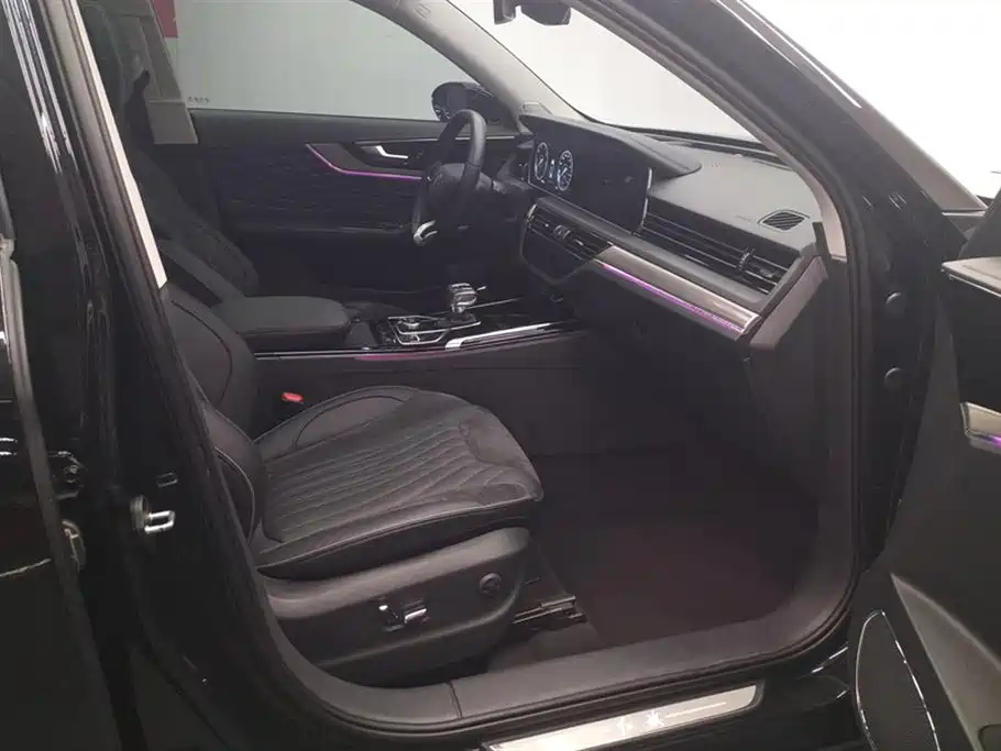 HONGQI HS5 2022