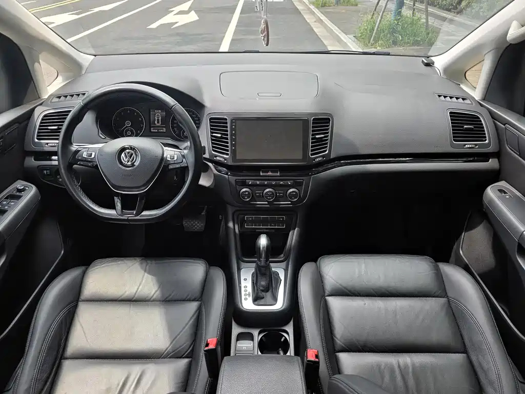 VOLKSWAGEN SHARAN 2016