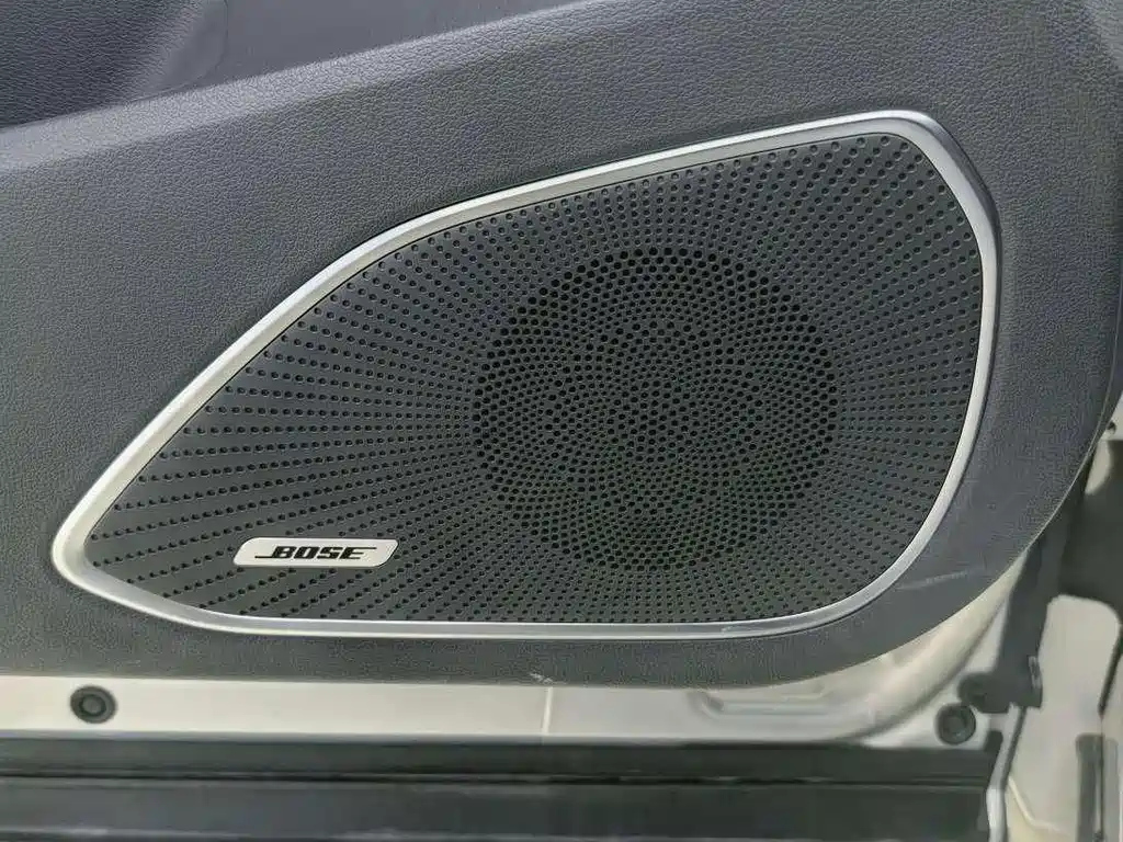 HONGQI HS5 2023