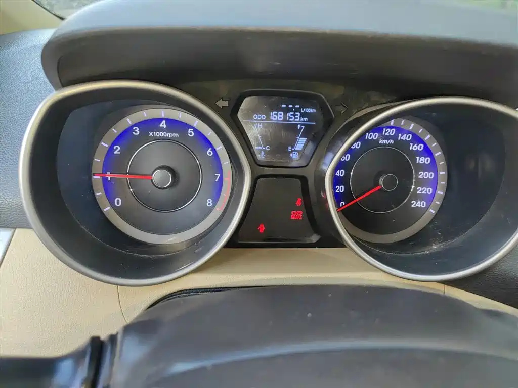 HYUNDAI ELANTRA 2014