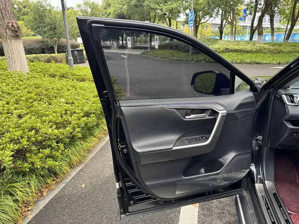 TOYOTA WILDLANDER 2023