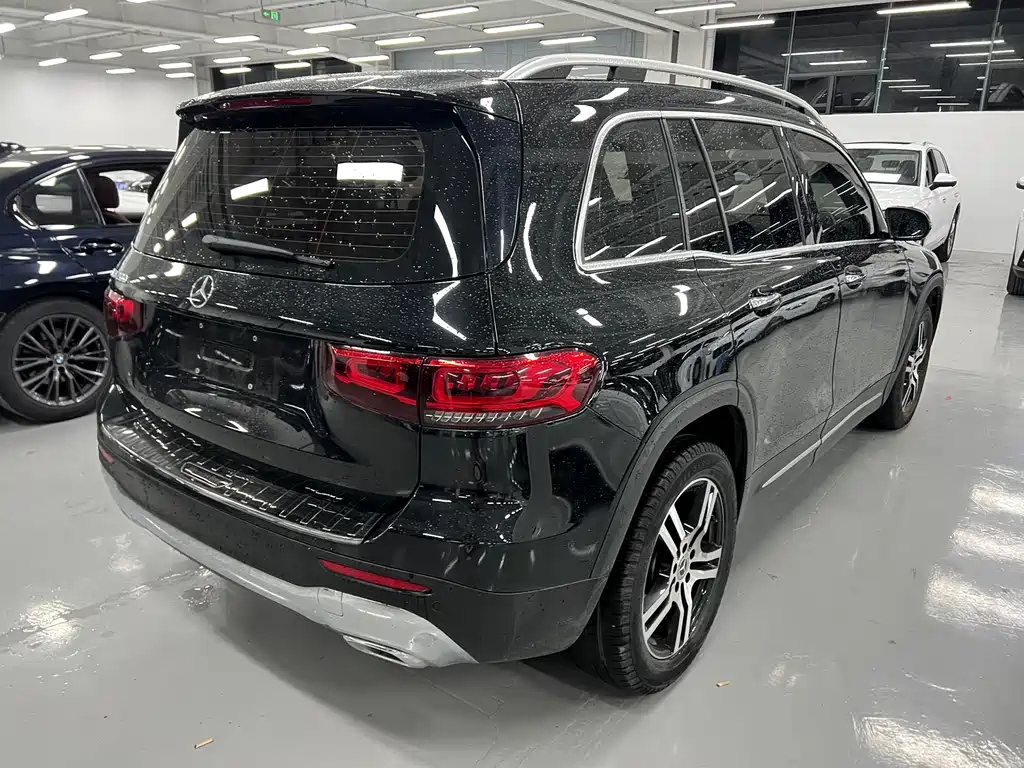MERCEDES BENZ GLB 2022
