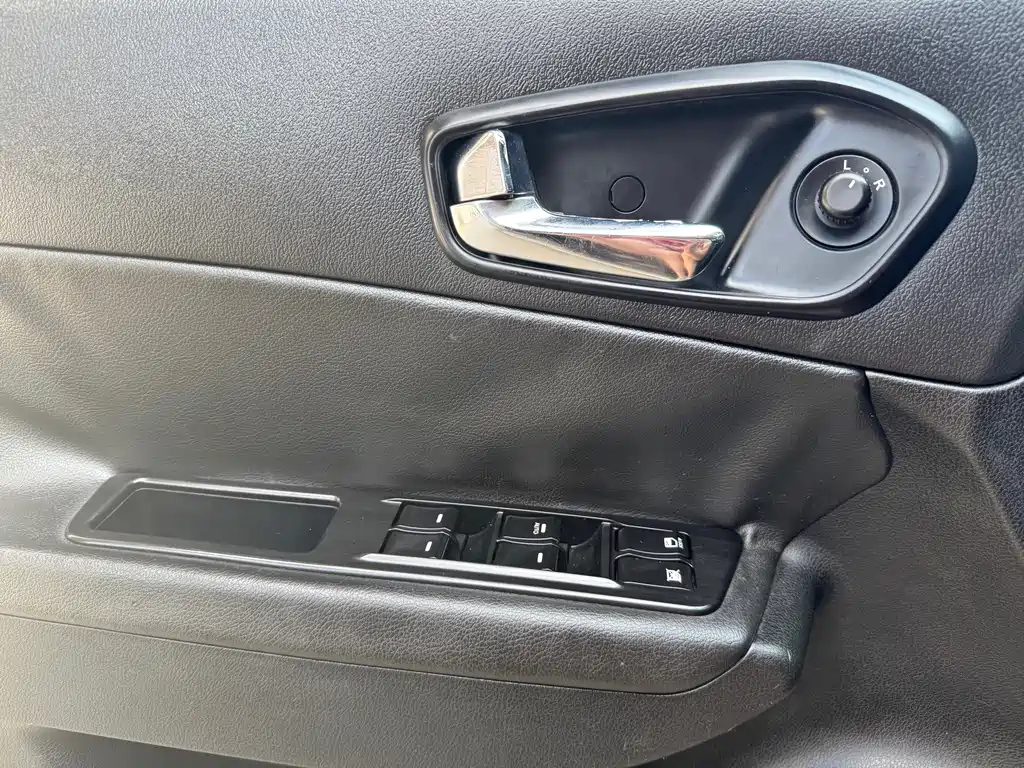 TRUMPCHI GS5 2012