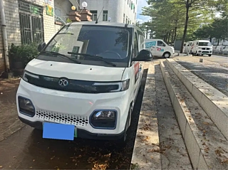 Заказать BAIC CHANGHE 北汽EV5