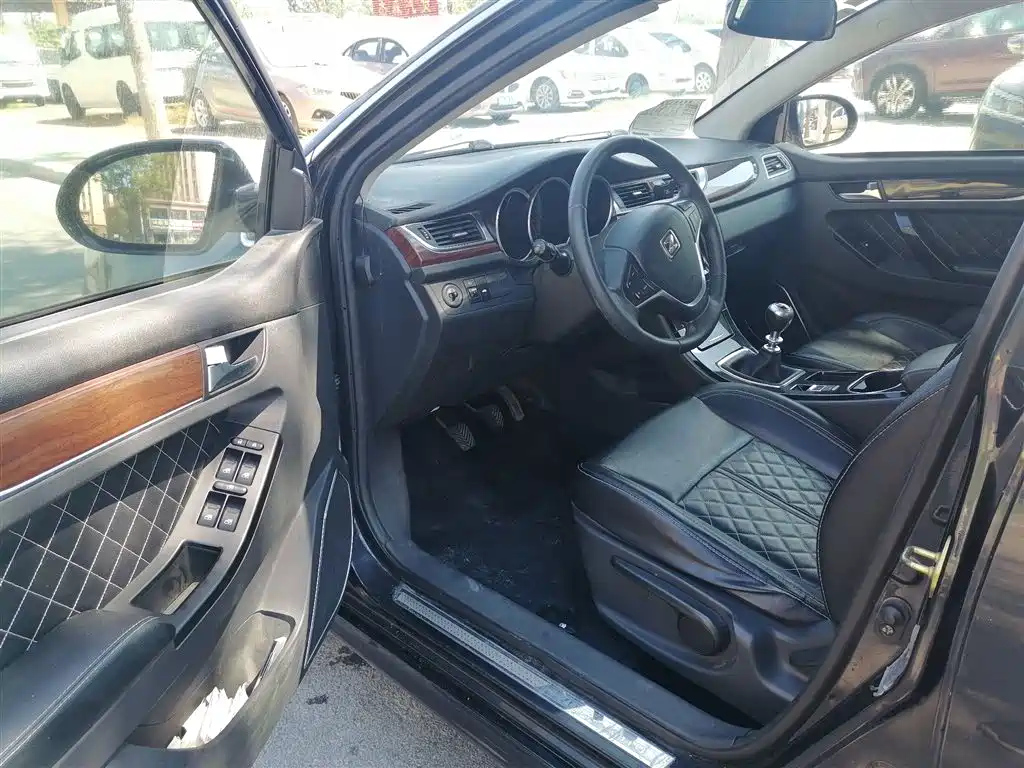 ZOTYE Z500 2015