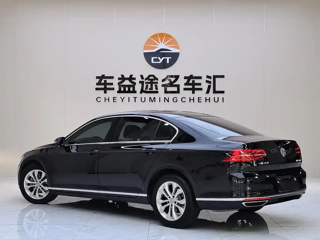 VOLKSWAGEN MAGOTAN 2018